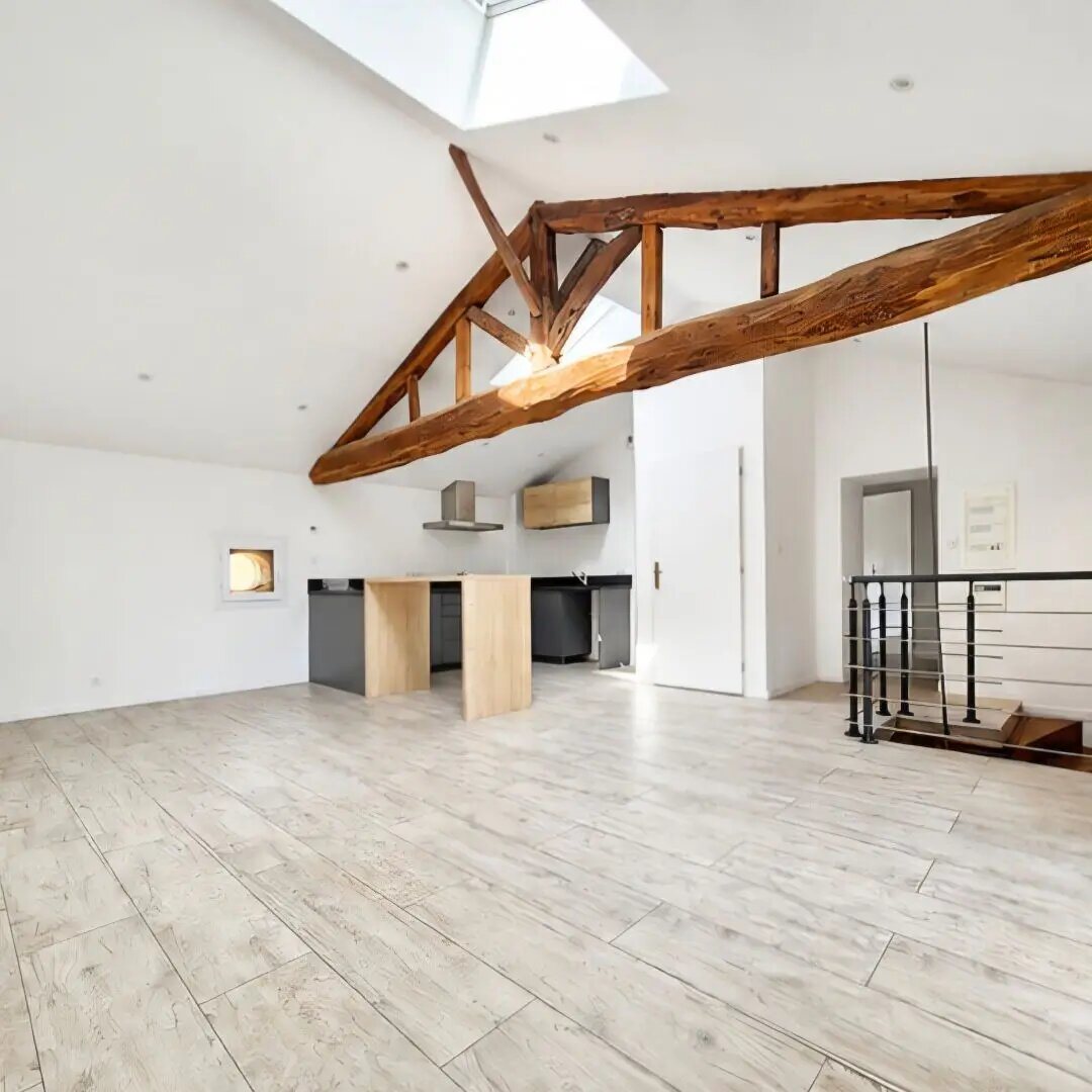 Appartement à louer, 80m², Saint-Georges-de-Reneins
