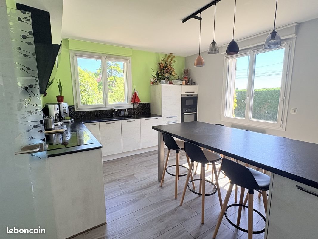 Maison à vendre, 190m², Saint-Denis-en-Val