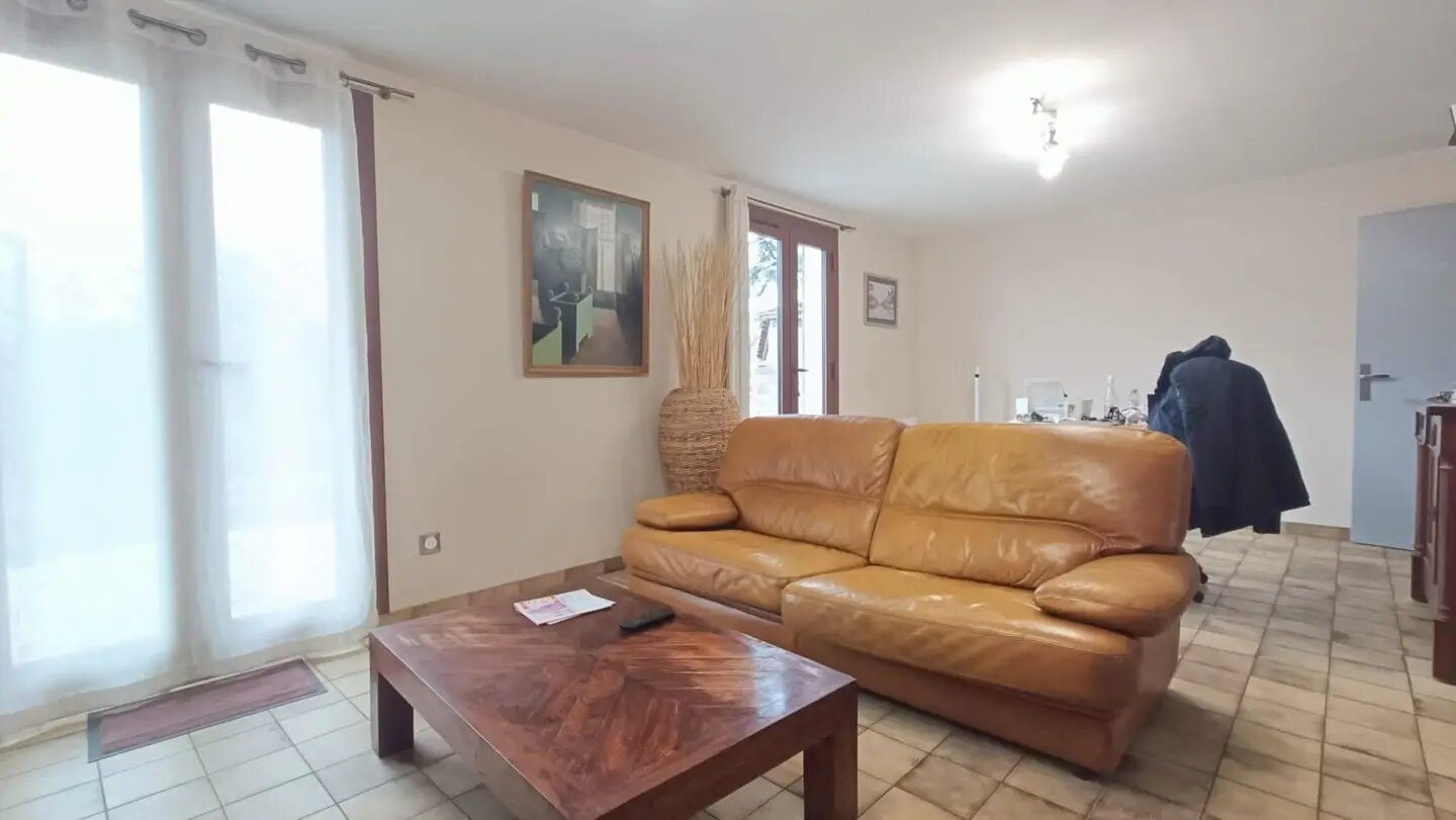 Maison à vendre, 102m², Saint-Denis-de-l'Hôtel