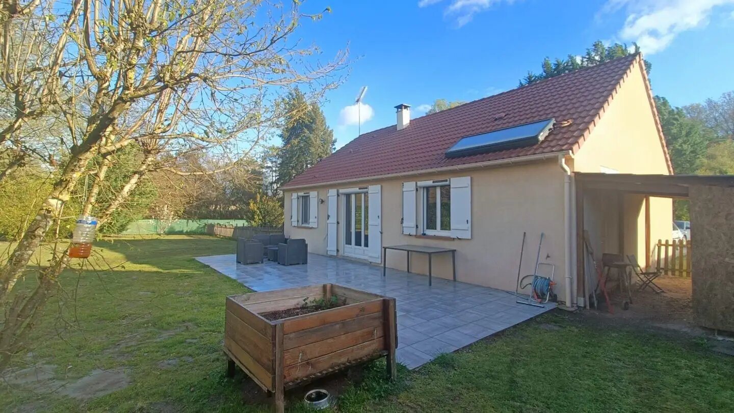 Maison à vendre, 74m², Bouzy-la-Forêt