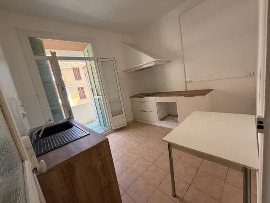 Appartement à louer, 48m², Bastia