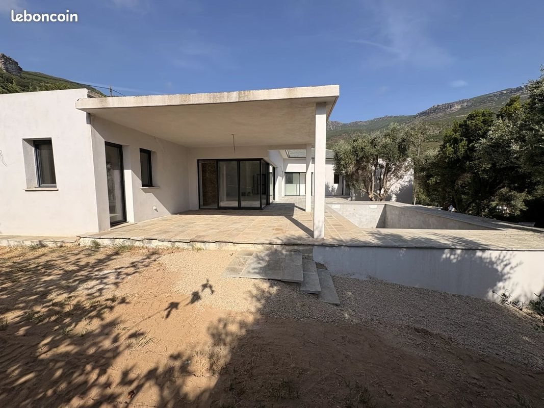 Maison à vendre, 194m², Brando