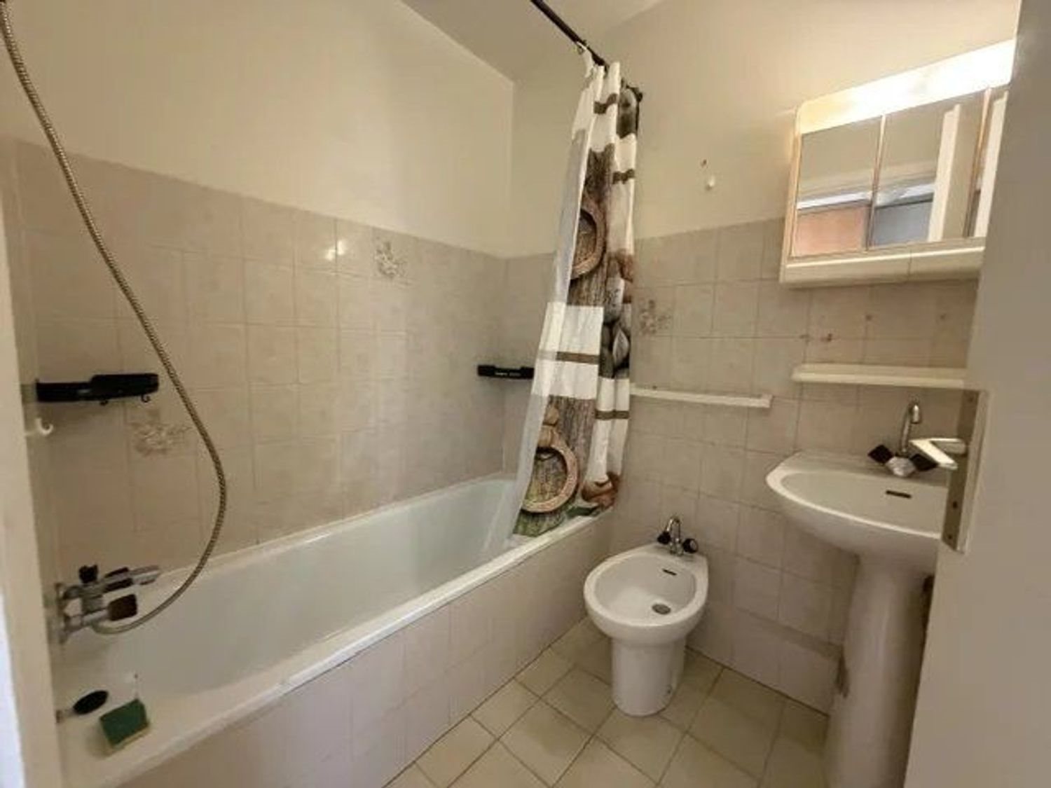 Appartement à louer, 33m², Bastia