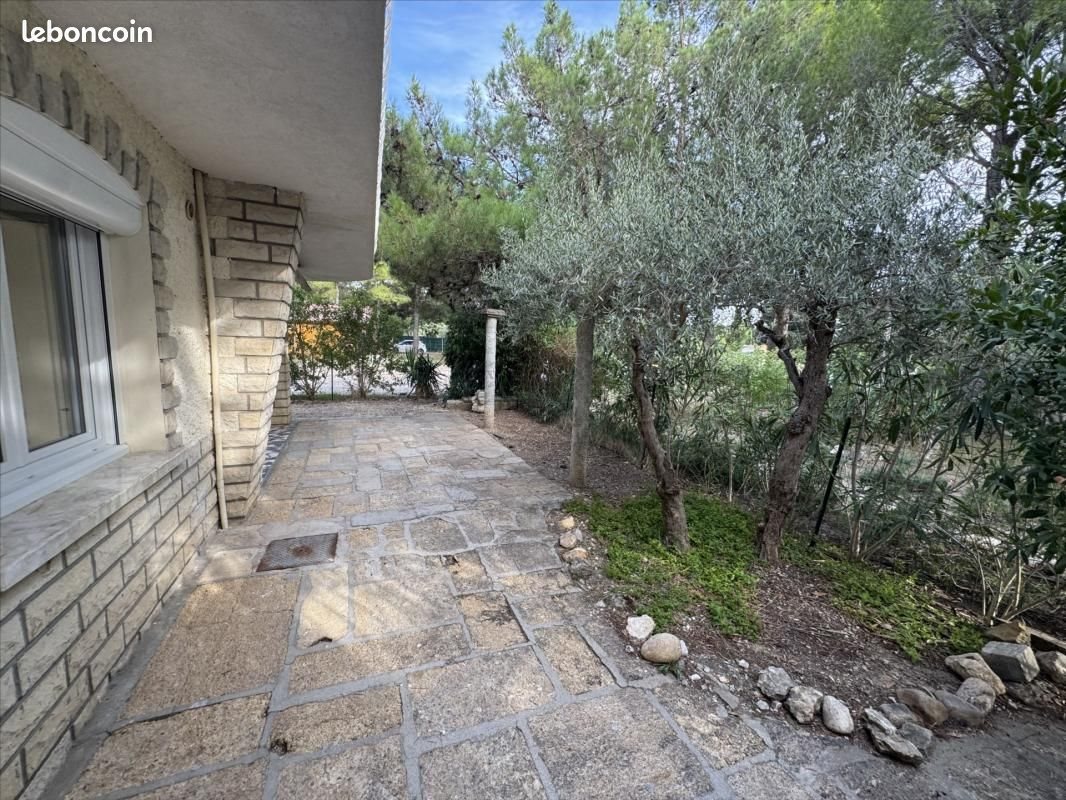 Appartement à louer, 66m², Mouriès