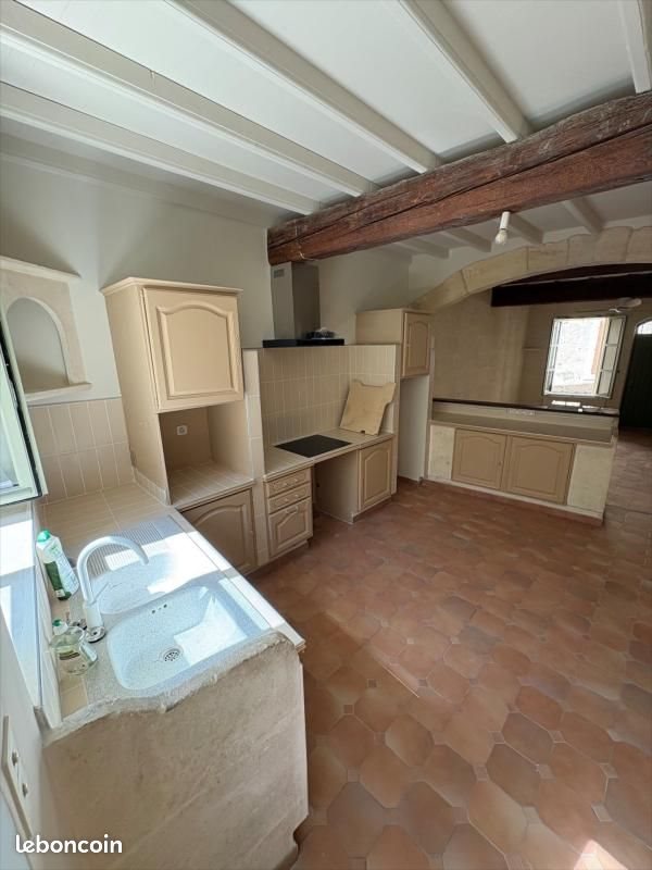 Maison à louer, 112m², Arles