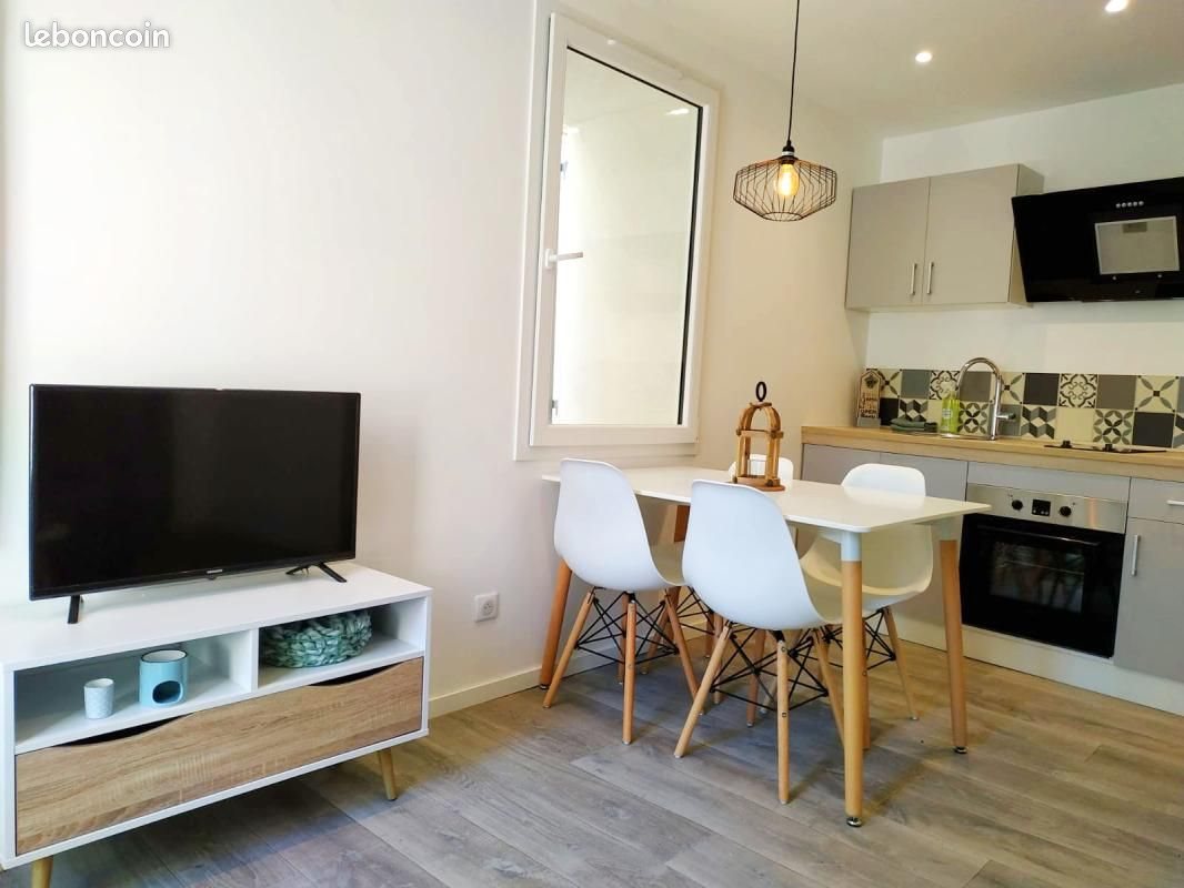 Appartement à louer, 16m², Châteaurenard
