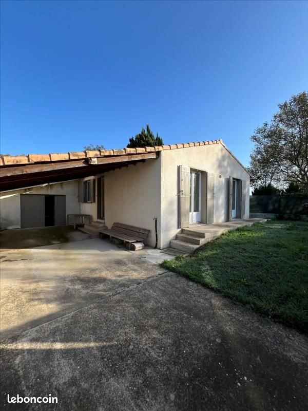 Maison à louer, 102m², Raphèle-lès-Arles
