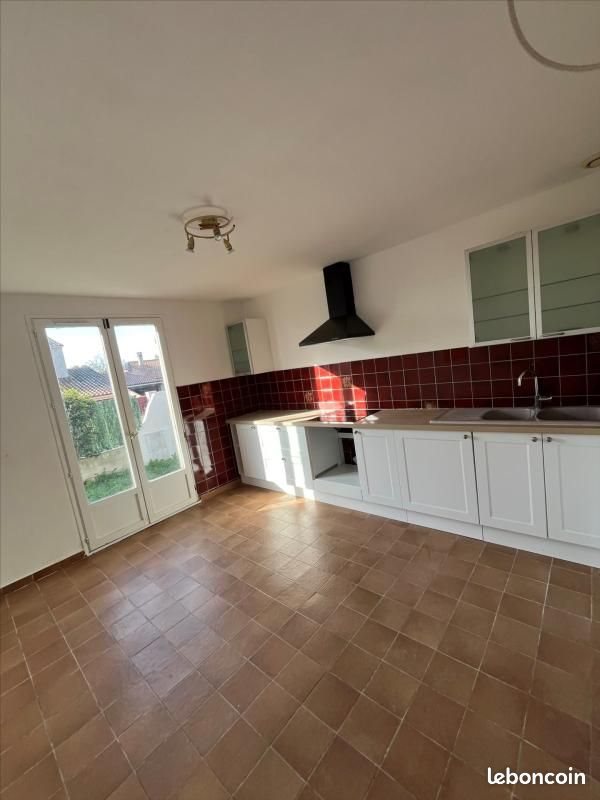 Maison à louer, 102m², Raphèle-lès-Arles