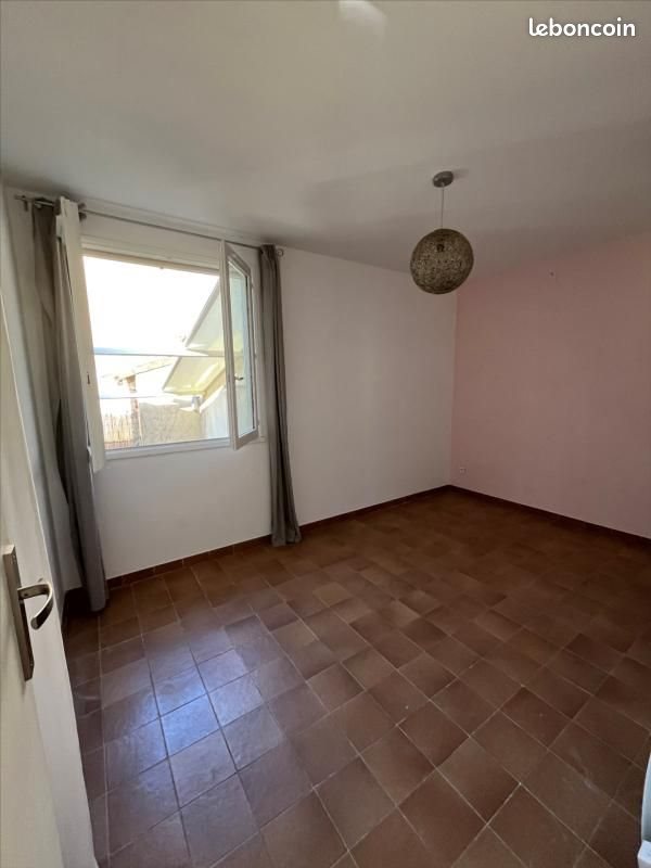 Maison à louer, 102m², Raphèle-lès-Arles