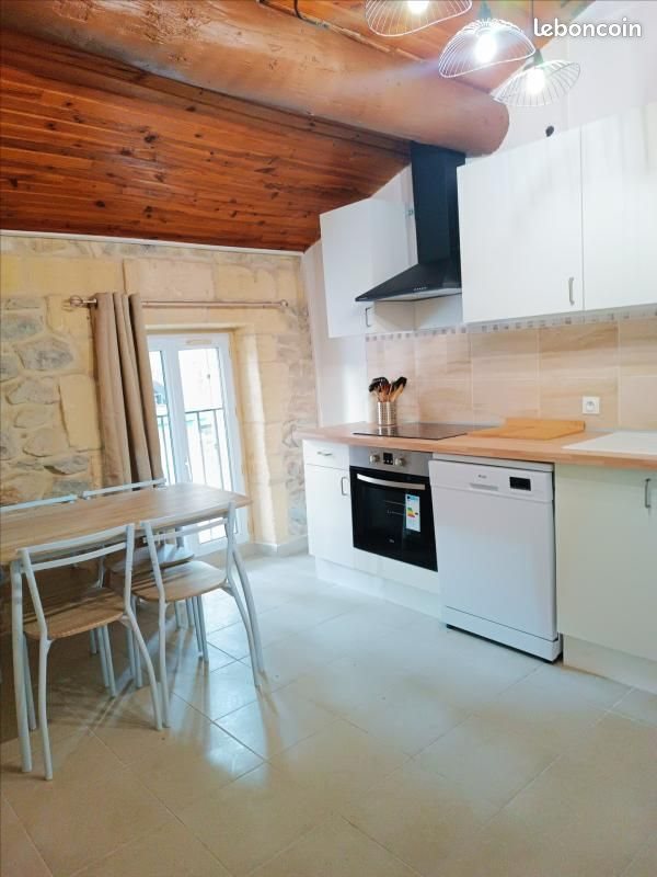 Appartement à louer, 27m², Arles