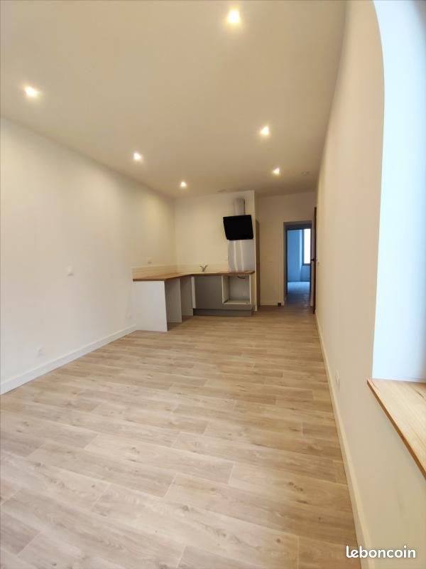 Appartement à louer, 38m², Monteux