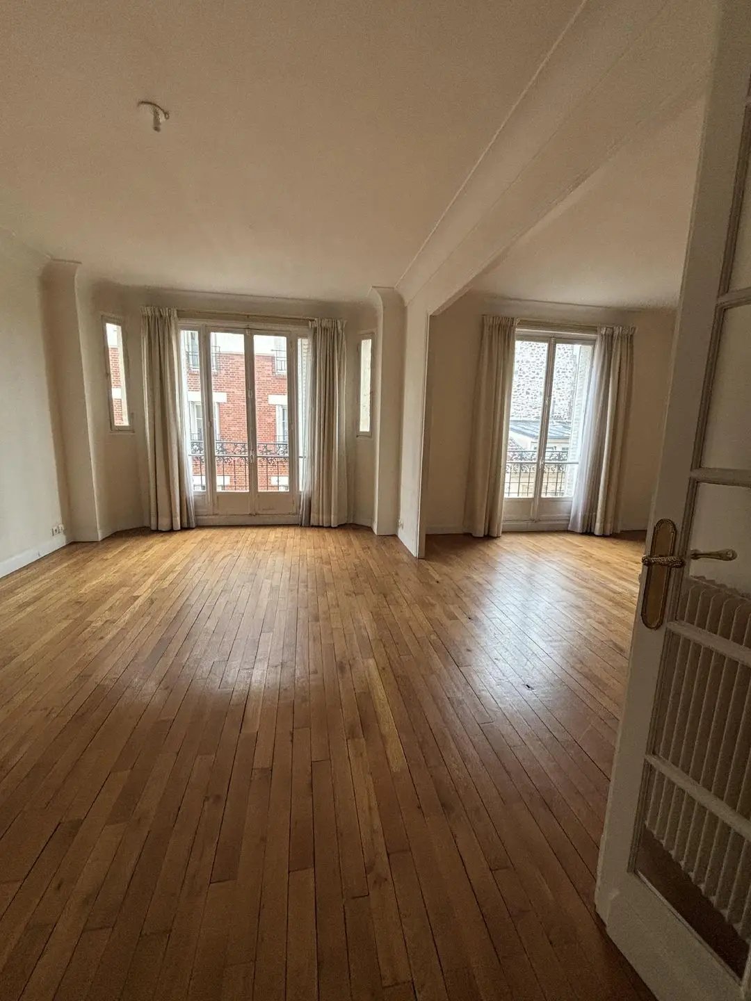 Appartement à louer, 117m², Courbevoie
