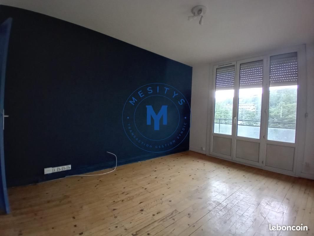 Appartement à louer, 55m², Saint-Étienne
