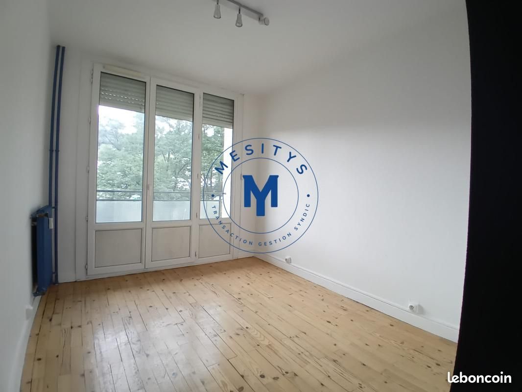 Appartement à louer, 55m², Saint-Étienne