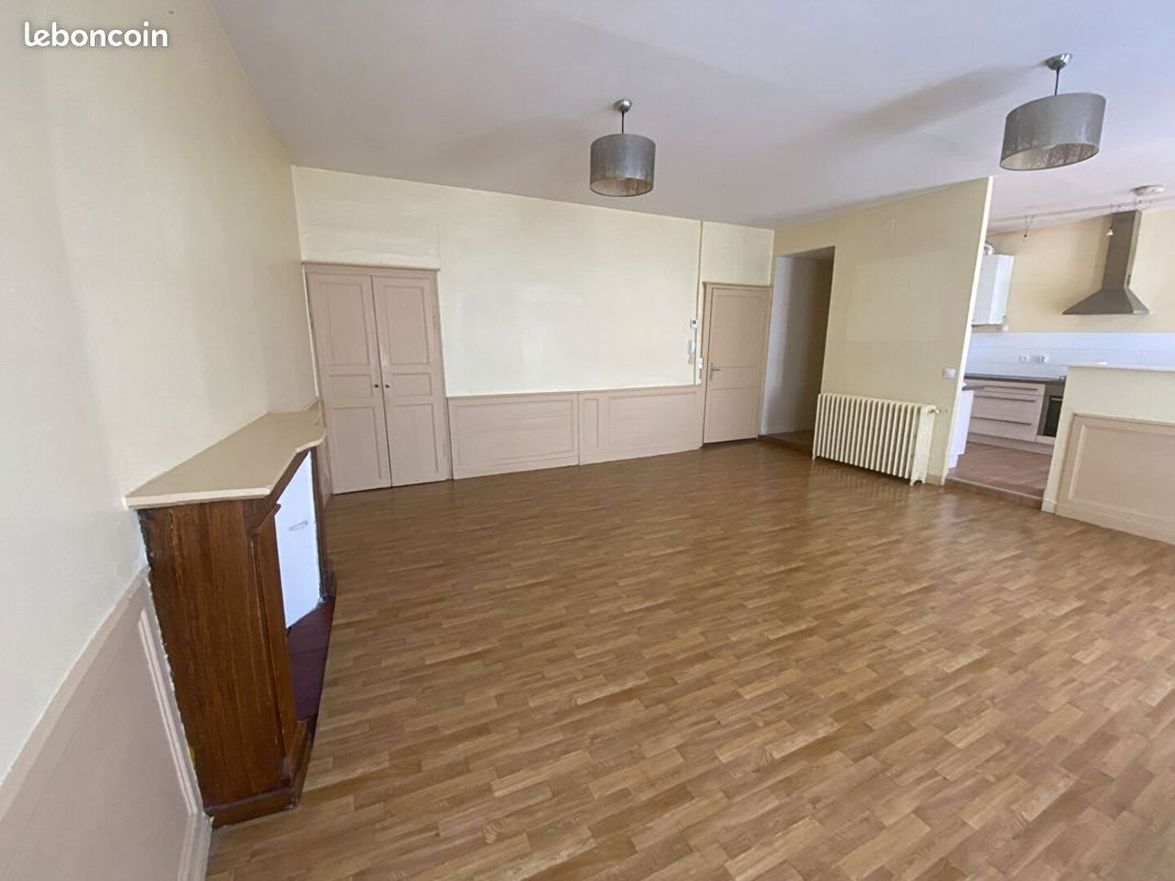 Appartement à louer, 98m², Dinan