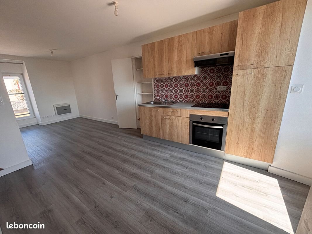 Appartement à louer, 33m², Saint-Méen-le-Grand