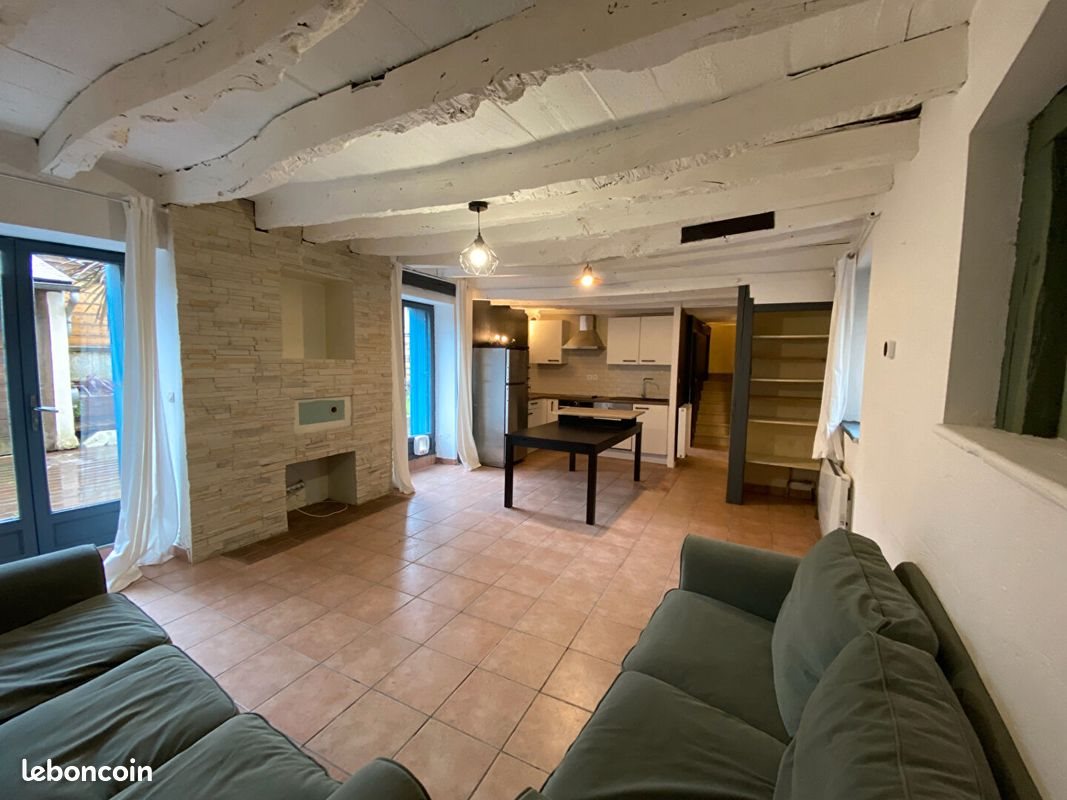 Maison à louer, 83m², Saint-Méen-le-Grand