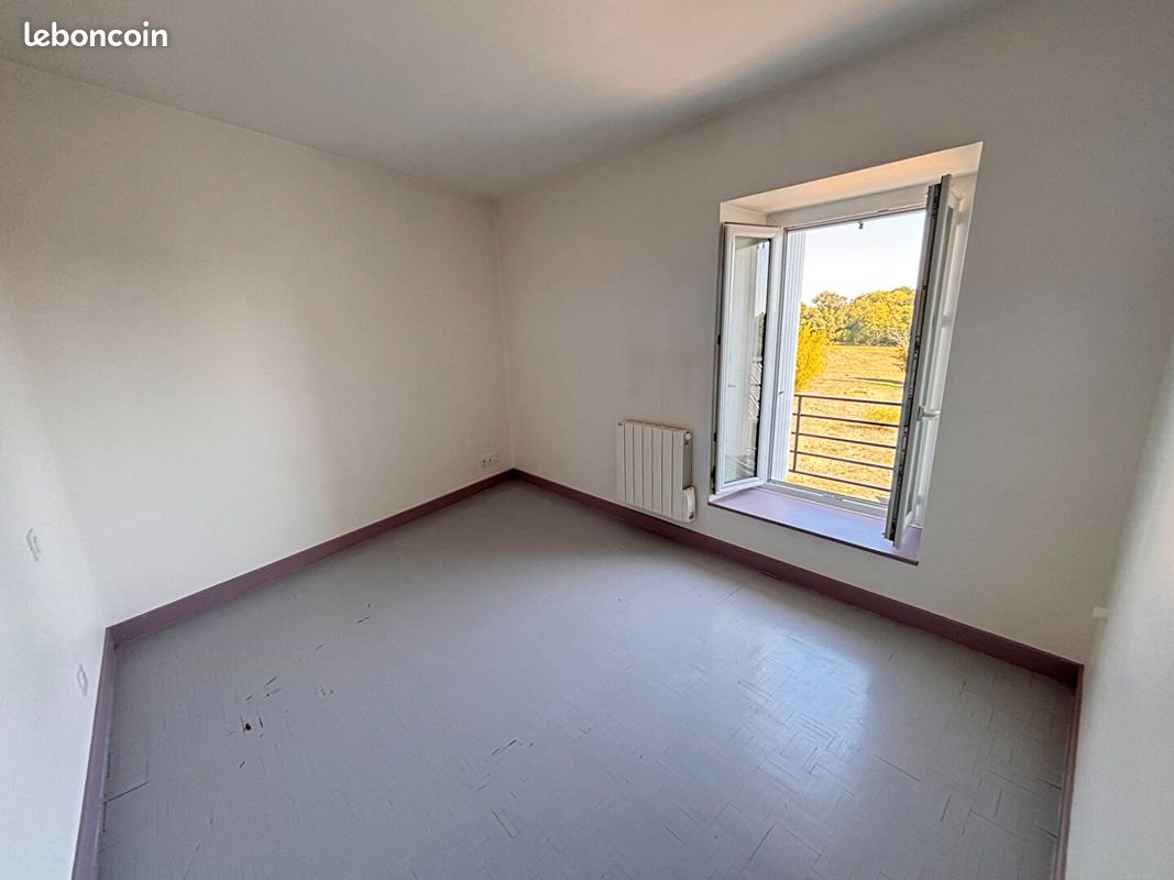 Maison à louer, 99m², Saint-Vran