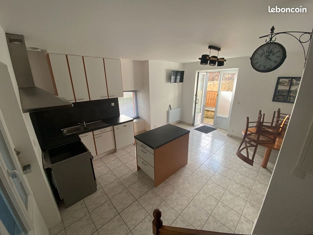 Maison à louer, 116m², Caulnes
