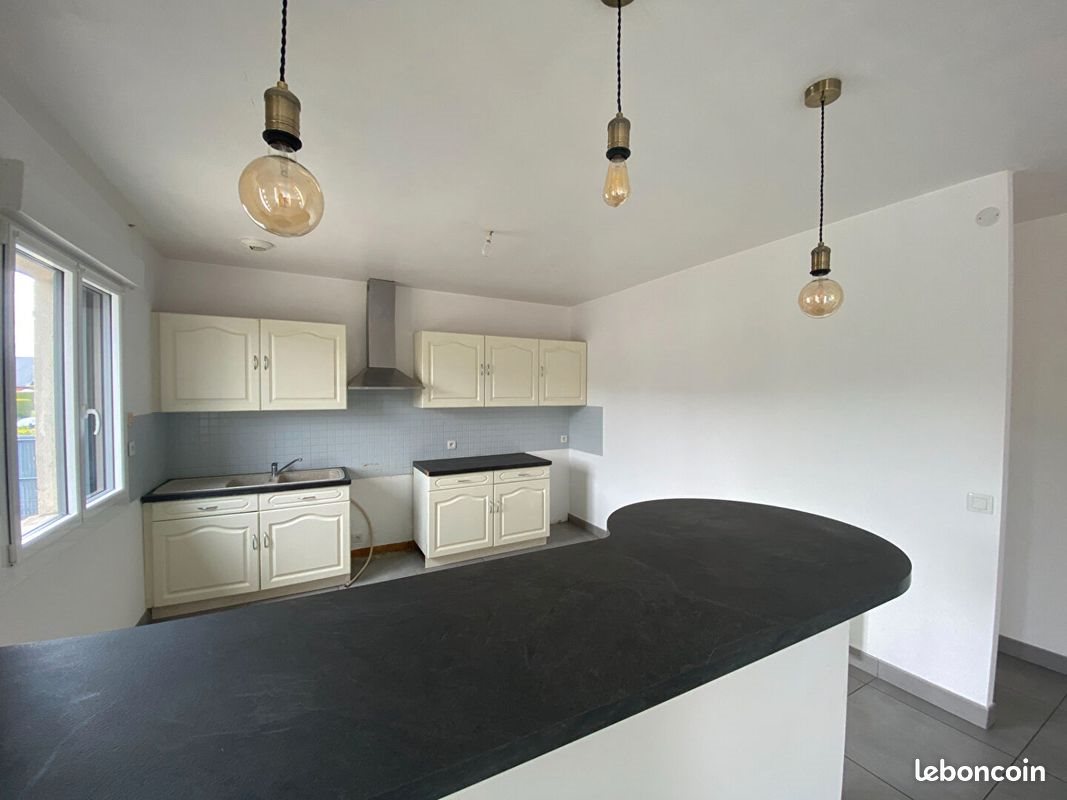 Maison à louer, 89m², Saint-Méen-le-Grand