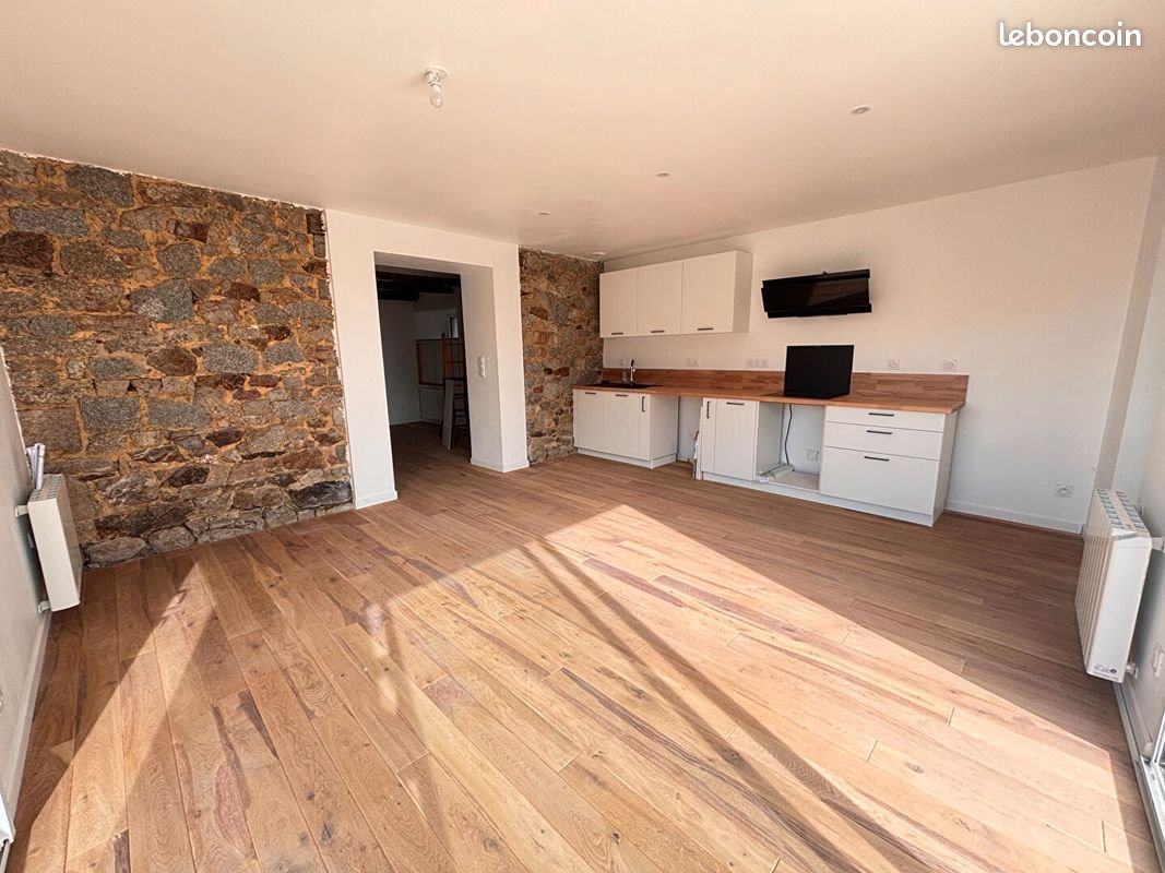 Maison à louer, 86m², Quédillac