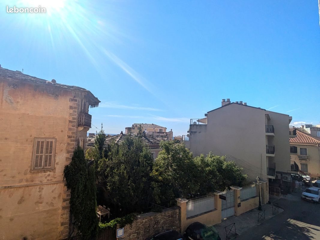 Appartement à louer, 60m², Brando