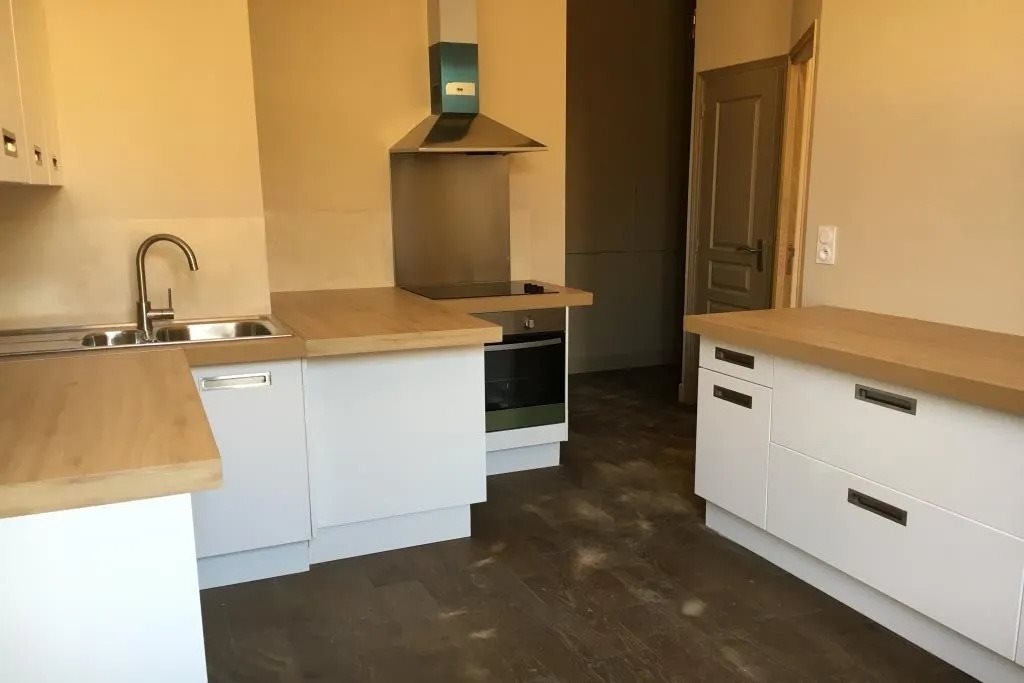 Appartement à louer, 63m², Bastia