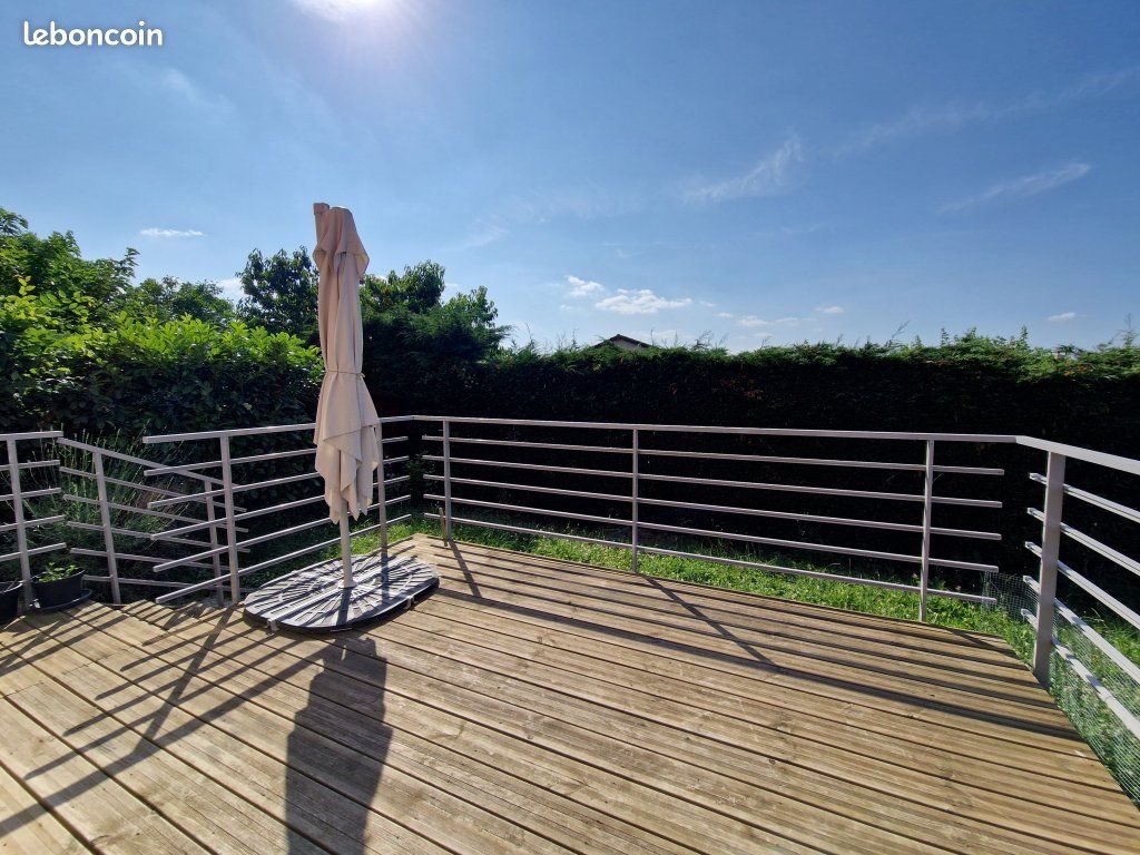 Appartement à louer, 81m², Echalas
