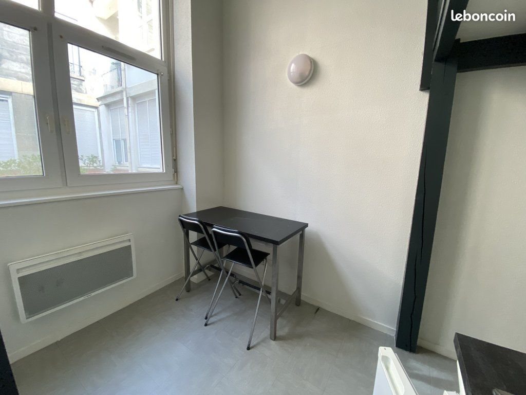 Appartement à louer, 26m², Saint-Étienne
