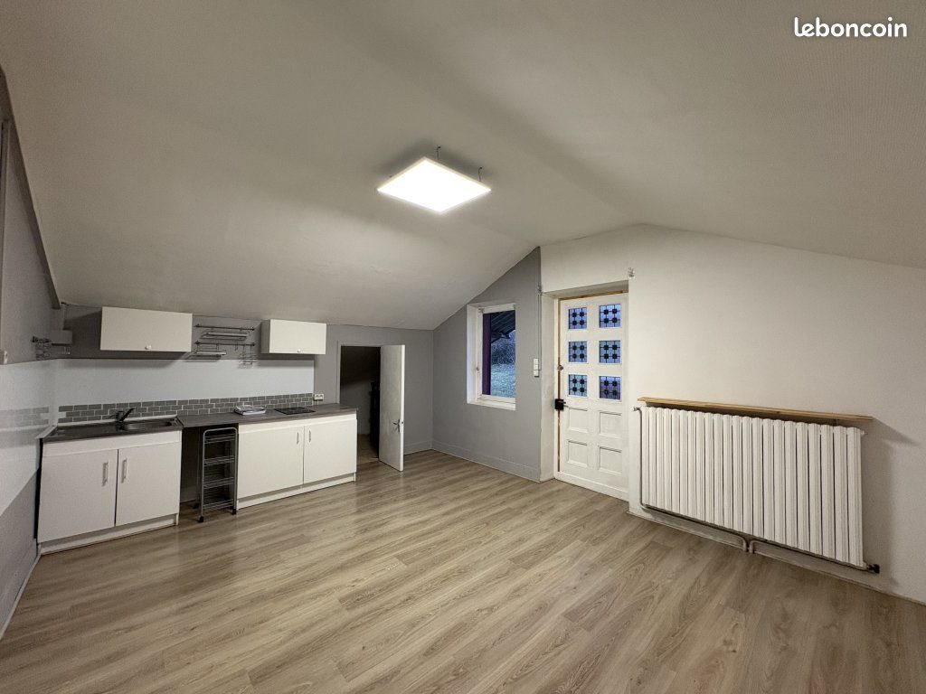 Appartement à louer, 40m², Saint-Priest-en-Jarez
