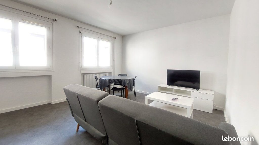 Appartement à louer, 48m², Saint-Etienne