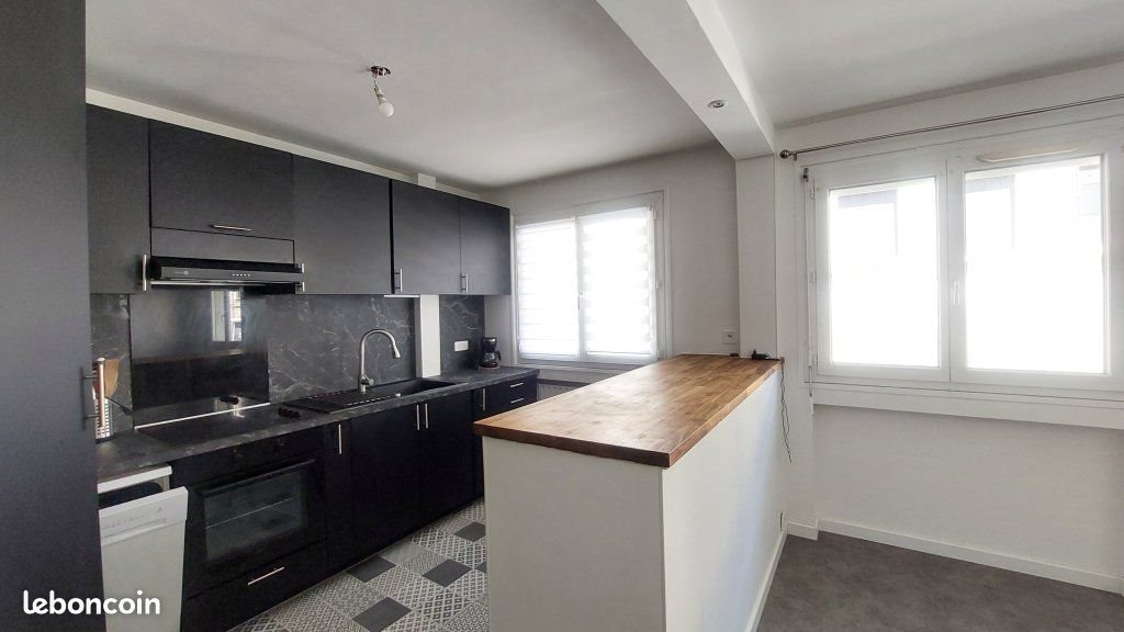 Appartement à louer, 48m², Saint-Etienne