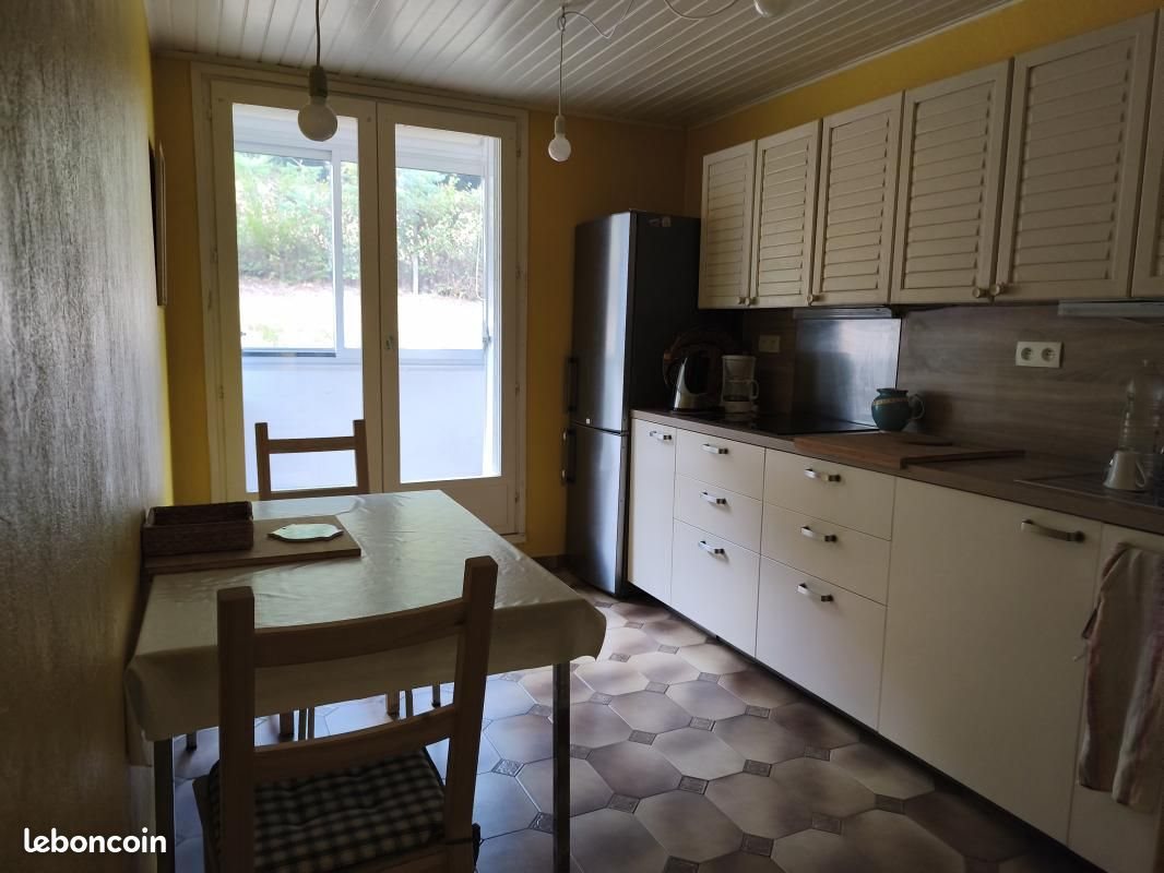 Appartement à louer, 81m², Saint-Étienne