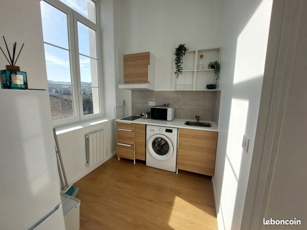 Appartement à louer, 31m², Saint-Etienne