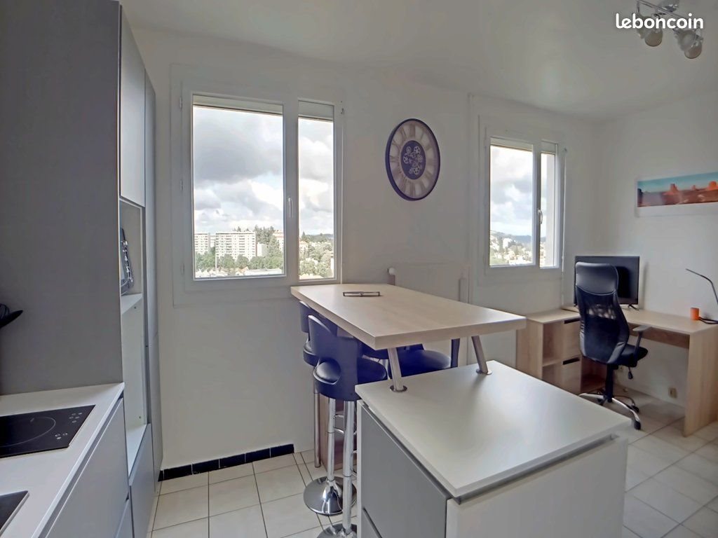 Appartement à louer, 37m², Saint-Etienne