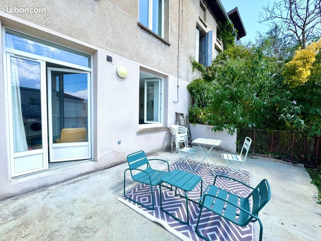 Appartement à louer, 40m², Saint-Étienne