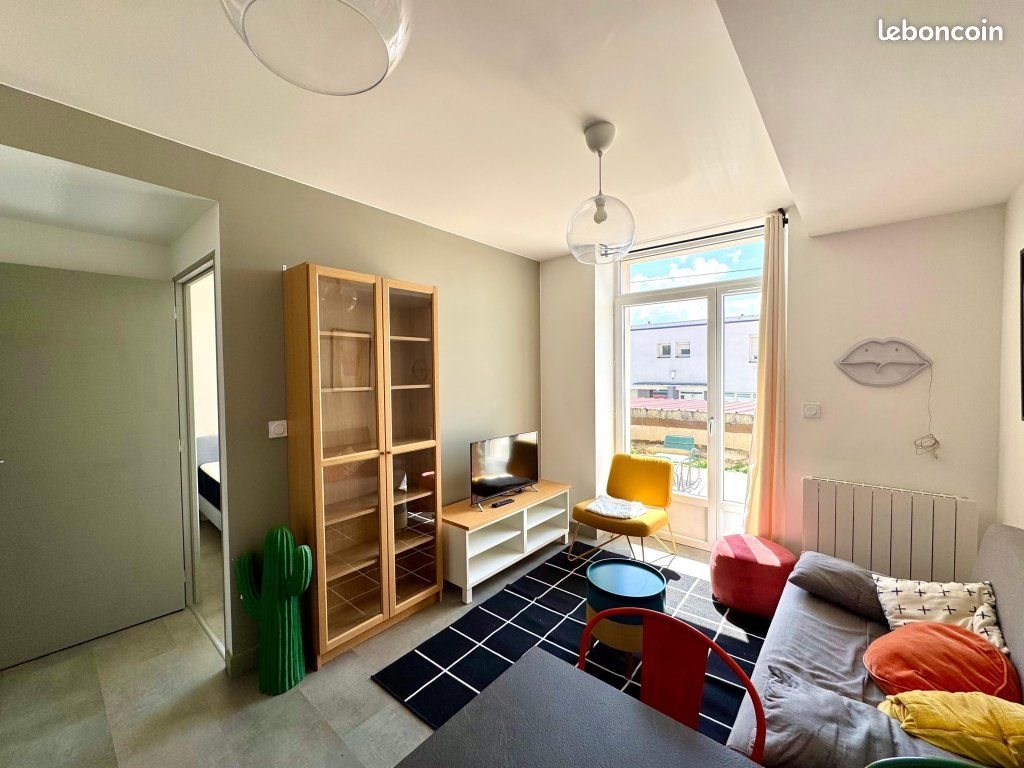 Appartement à louer, 40m², Saint-Étienne