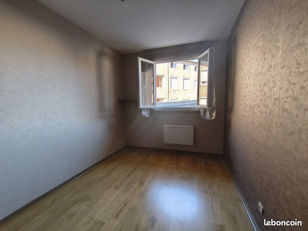 Appartement à louer, 30m², Saint-Etienne
