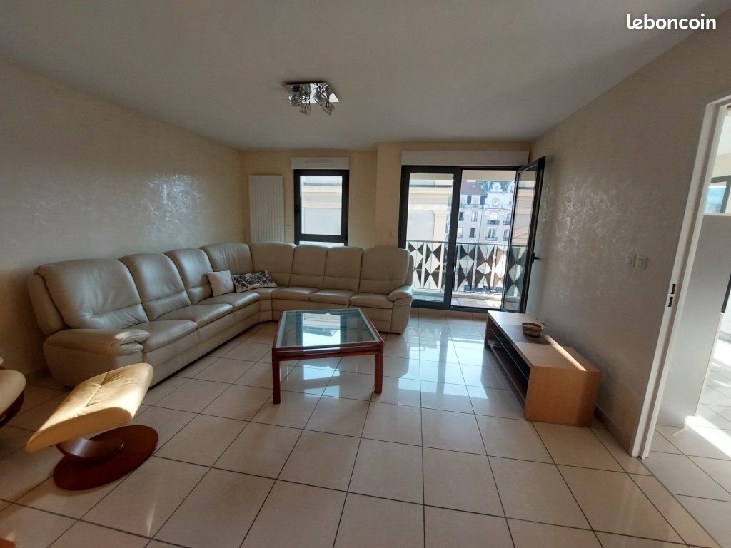 Appartement à louer, 88m², Saint-Etienne