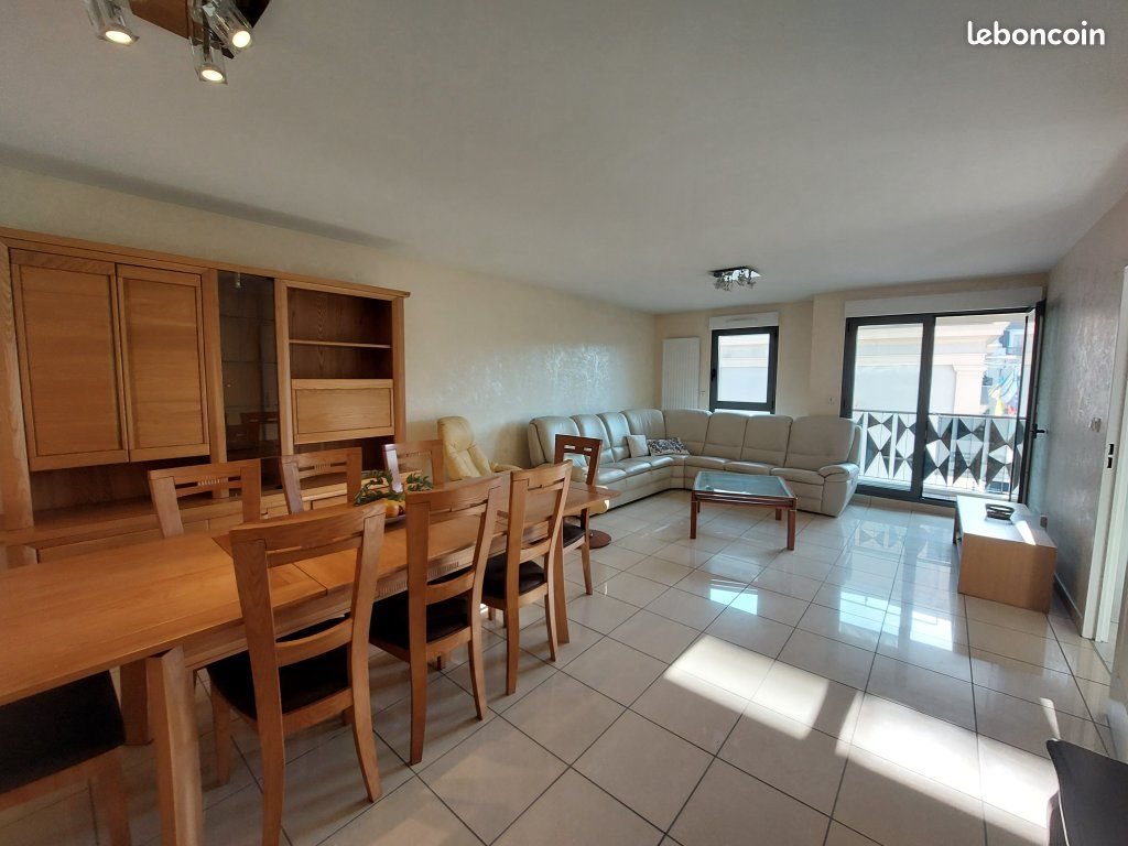 Appartement à louer, 88m², Saint-Etienne