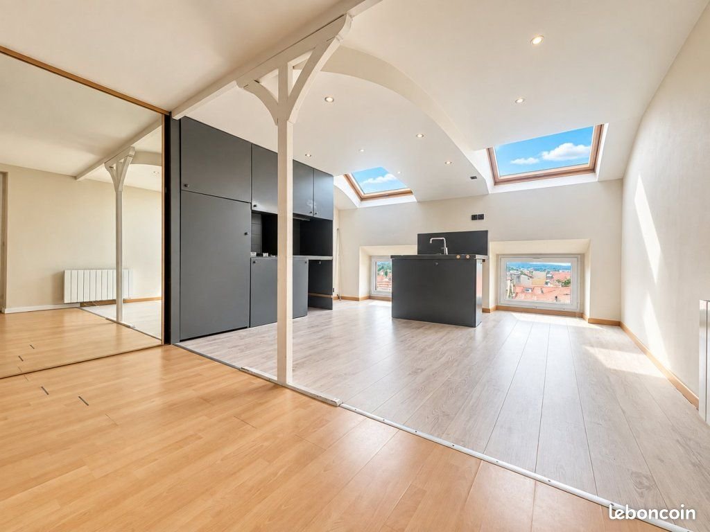 Appartement à vendre, 70m², Saint-Étienne