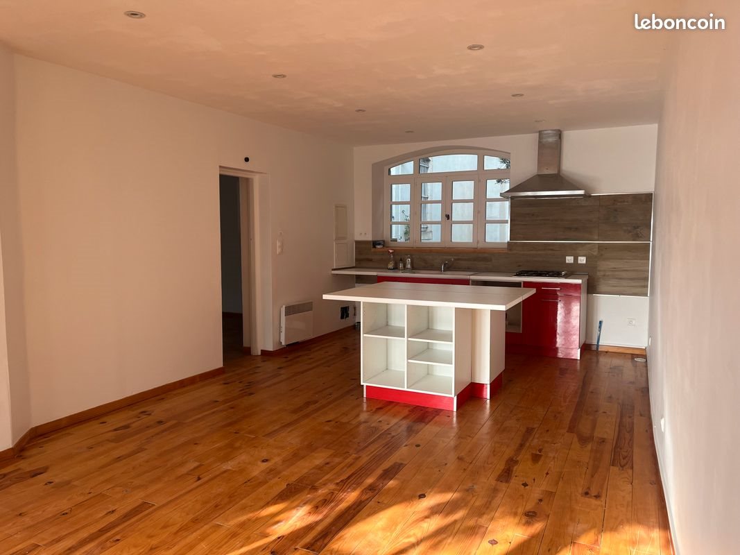 Maison à louer, 145m², Trèbes