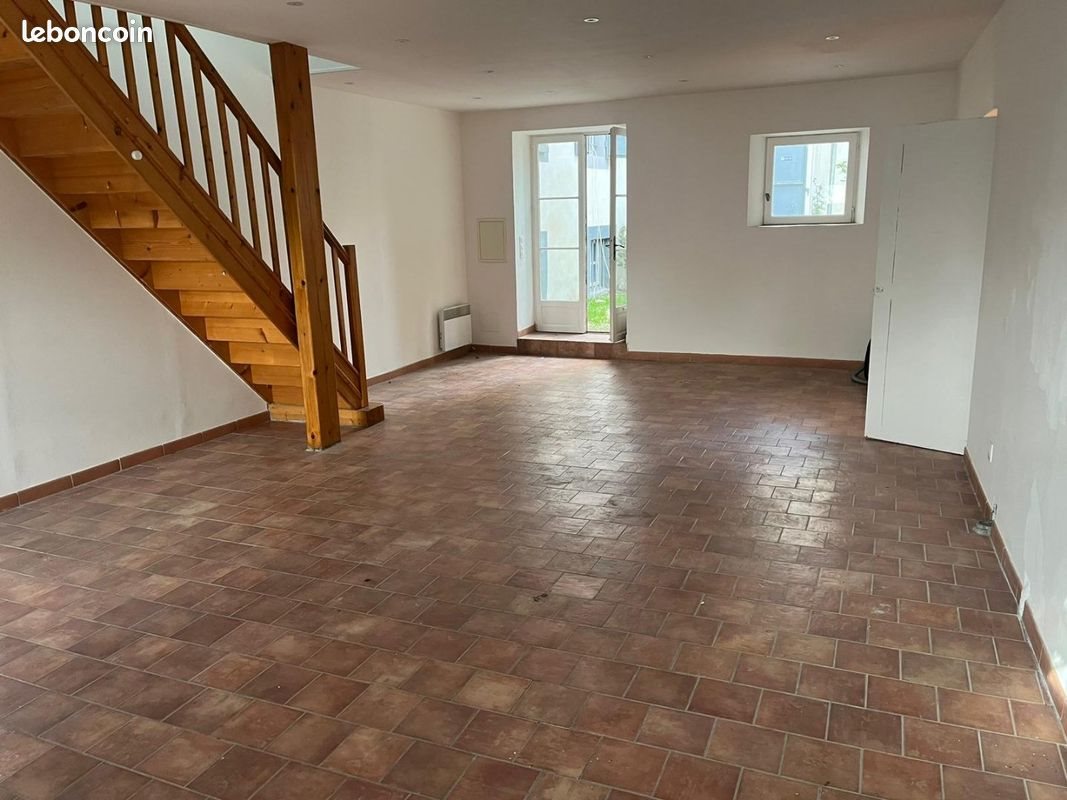 Maison à louer, 145m², Trèbes