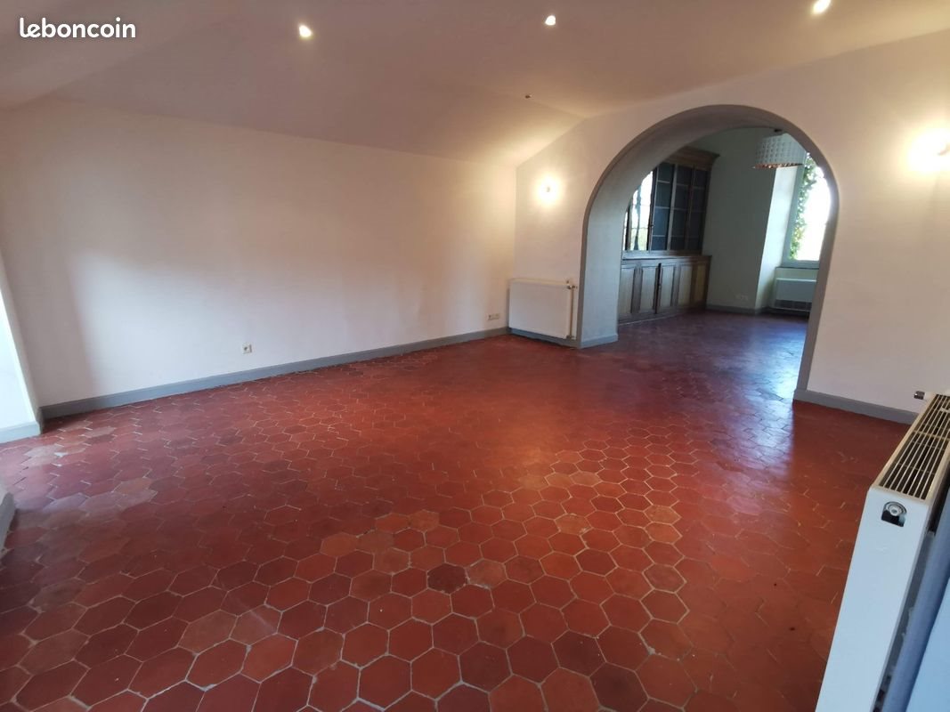 Appartement à louer, 91m², La Redorte