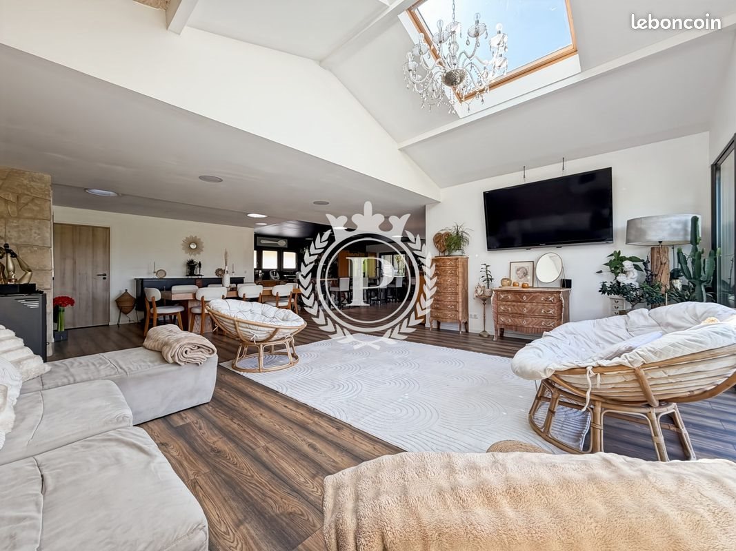 Maison à vendre, 267m², Chessy