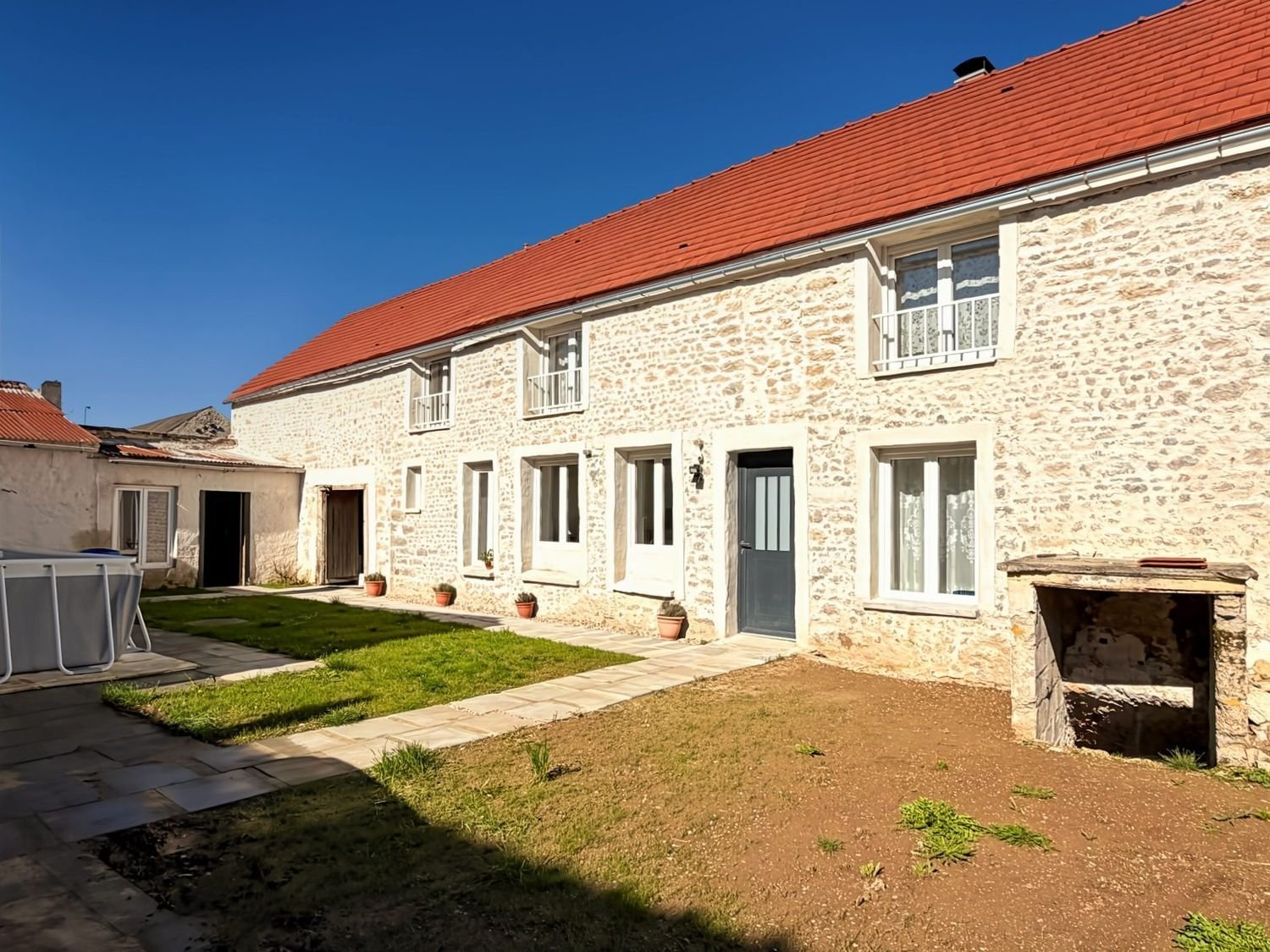Maison à vendre, 142m², Sermaises