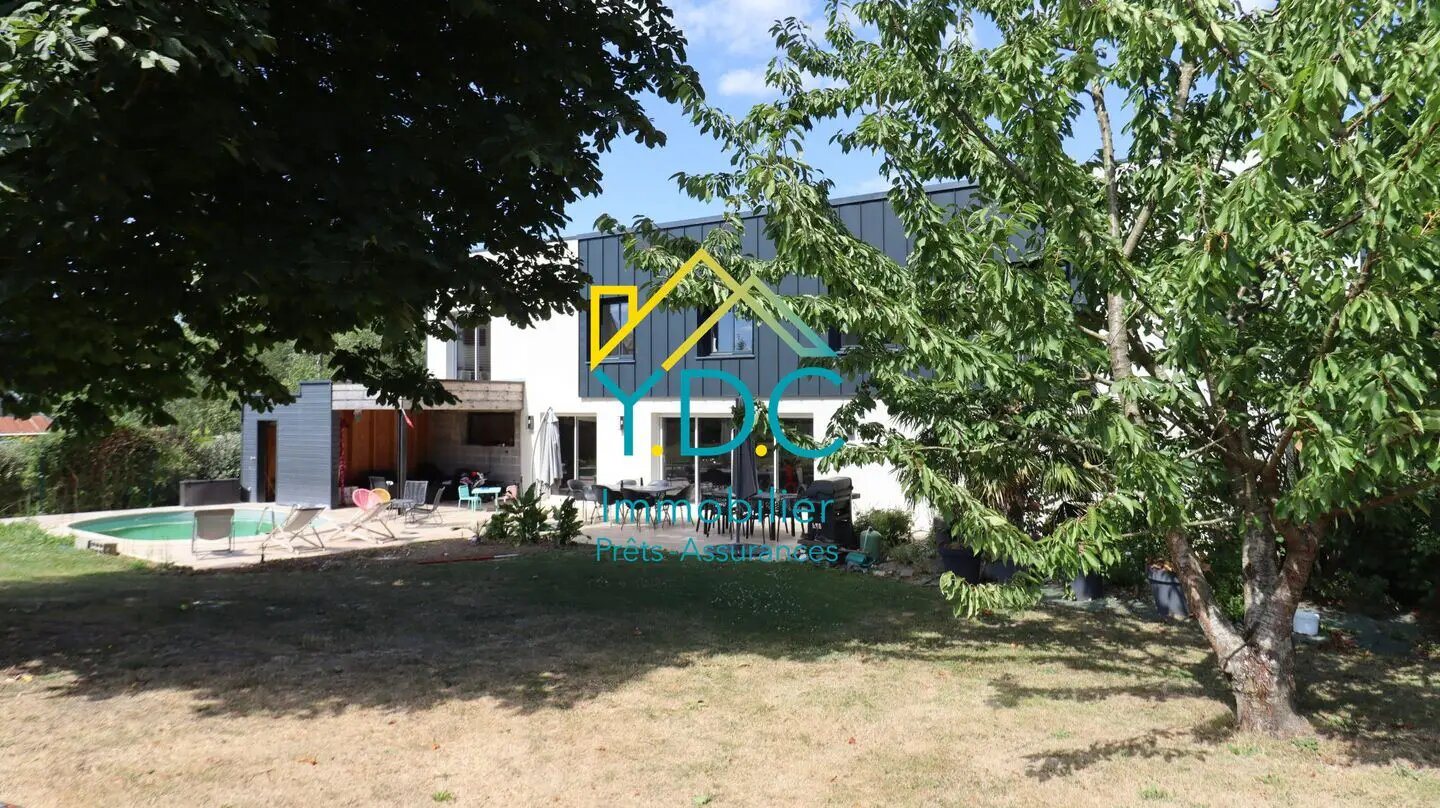 Maison à vendre, 246m², Yvetot