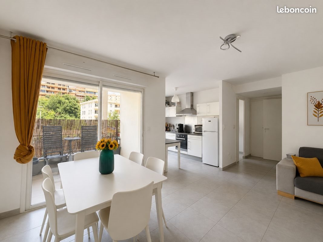 Appartement à louer, 48m², Bastia