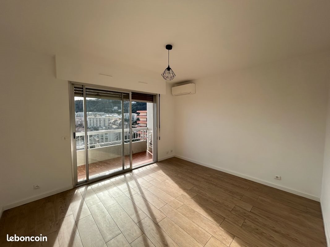 Appartement à louer, 30m², Bastia