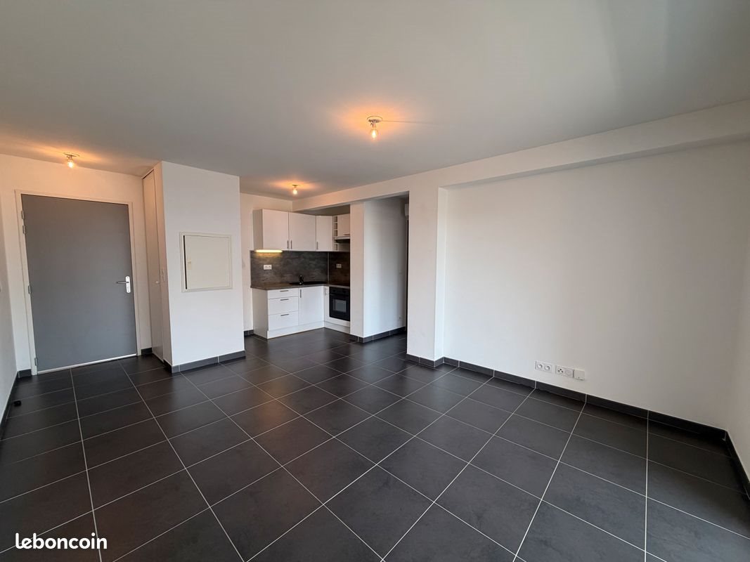 Appartement à louer, 43m², Lucciana